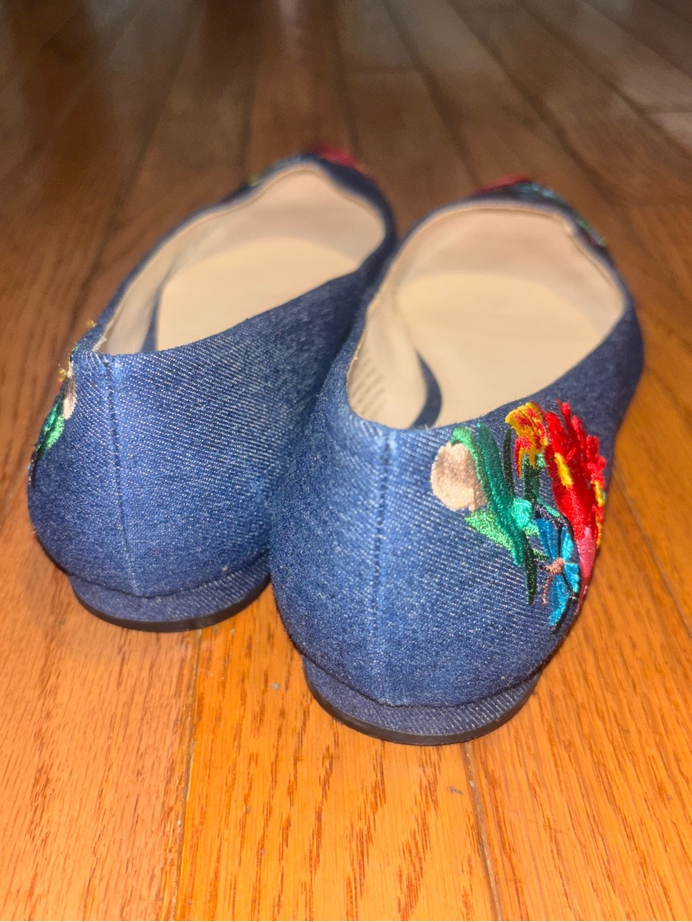 Nine West Suziella Obedience Denim Floral Embroidered Pointed Toe Flats 7.5 M - Picture 11 of 11